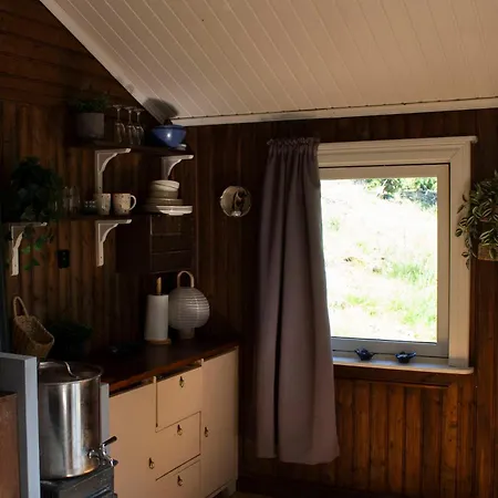 Kemping Cosy Cabin Without Running Water And Electricity *